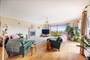 Photo 11- click for photo gallery